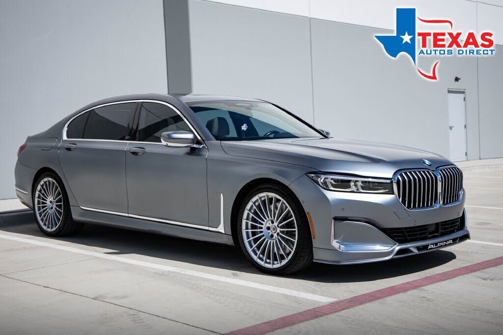 2022 BMW B7