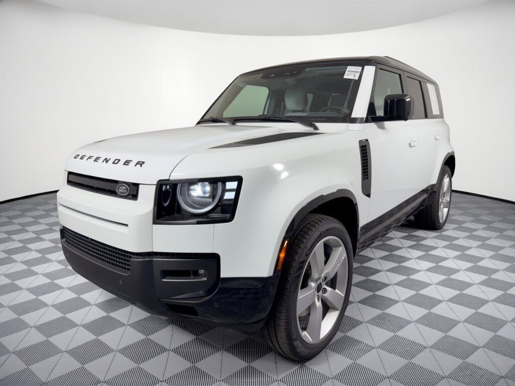 2026 LAND ROVER Defender