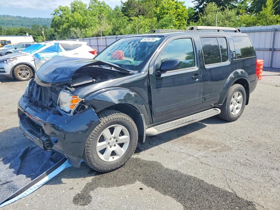 2011 NISSAN Pathfinder