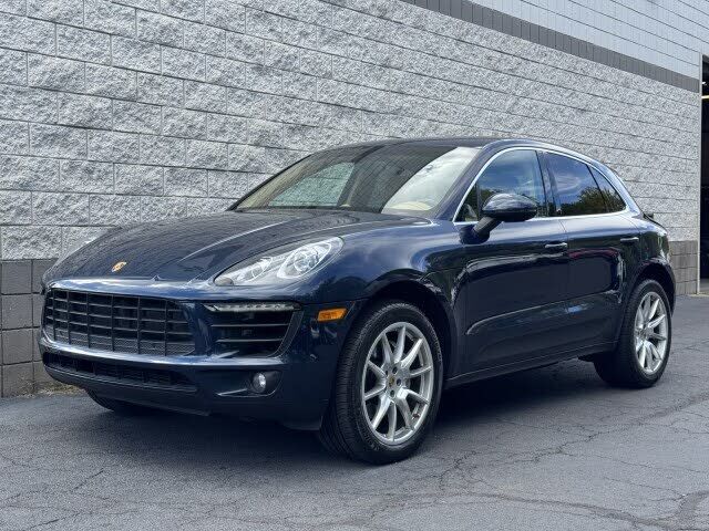 2015 PORSCHE Macan