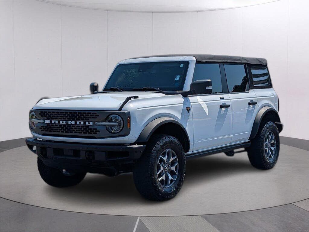 2021 FORD Bronco