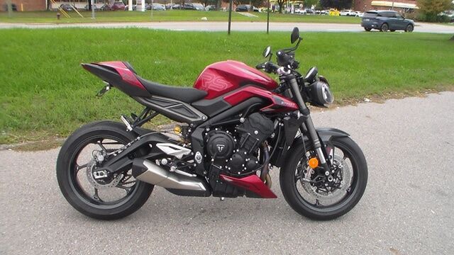 2024 TRIUMPH Street Triple