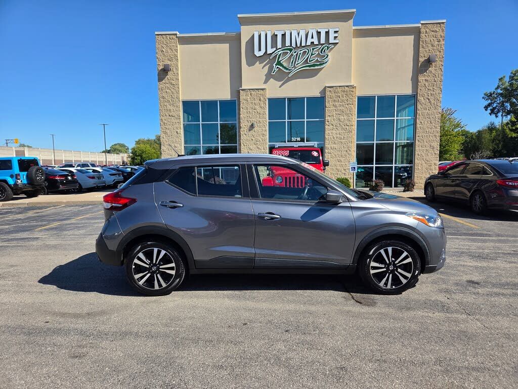 2020 NISSAN Kicks