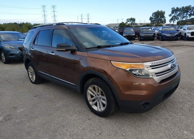 2011 FORD Explorer
