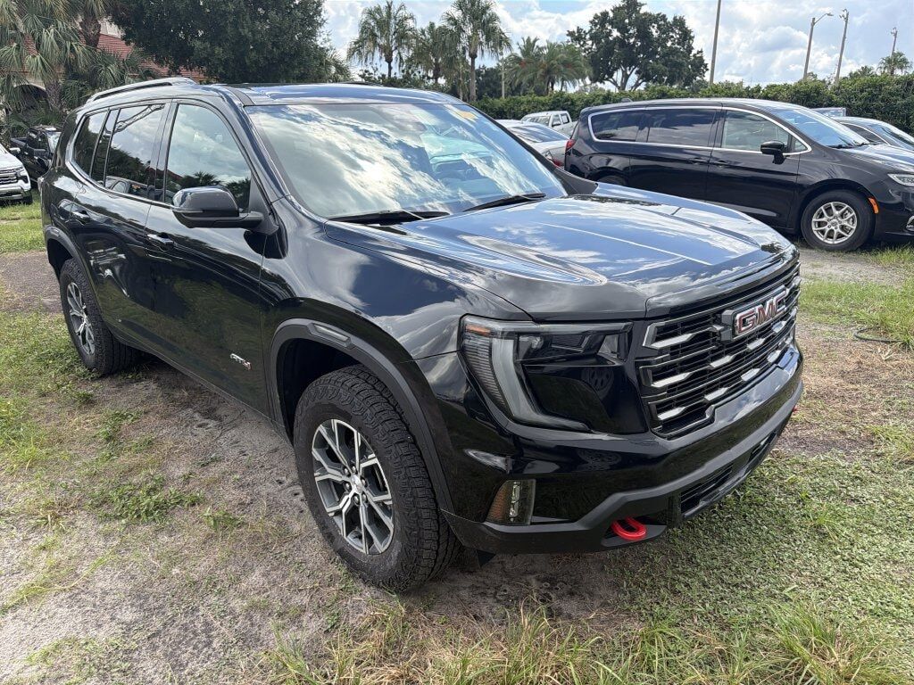 2025 GMC Acadia