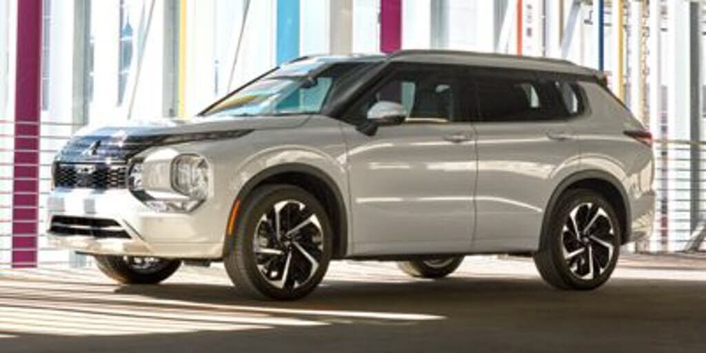 2023 MITSUBISHI Outlander