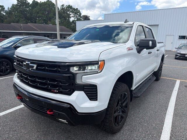 2024 CHEVROLET Silverado