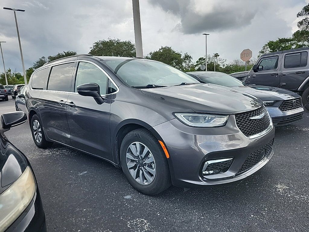 2021 CHRYSLER Pacifica