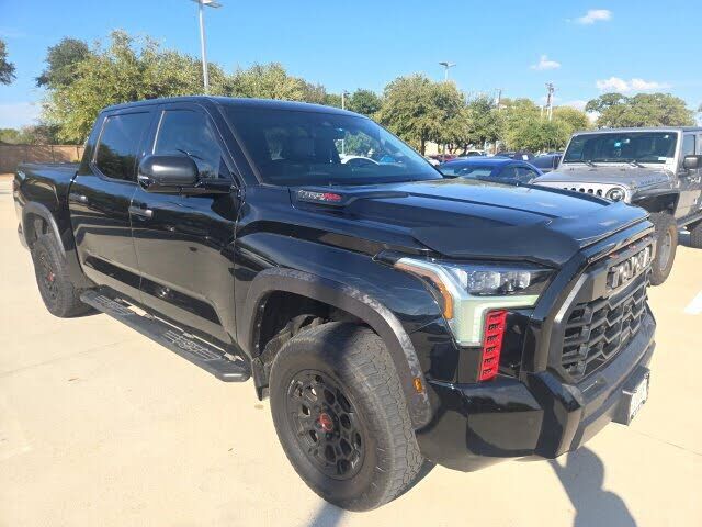 2024 TOYOTA Tundra