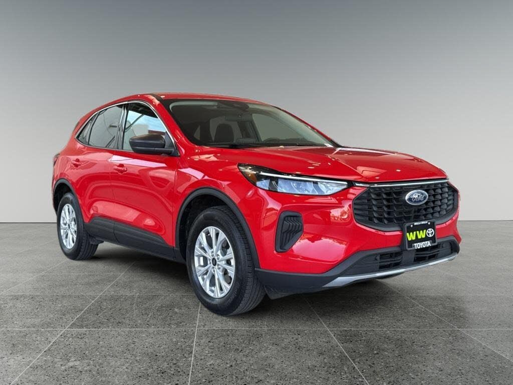 2024 FORD Escape