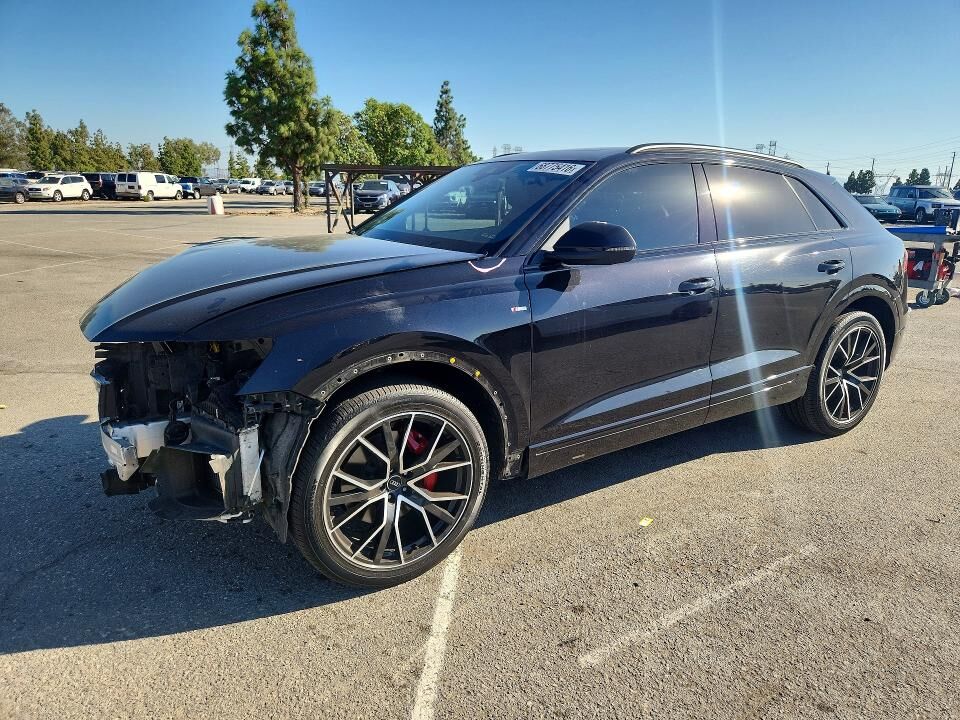 2020 AUDI Q8