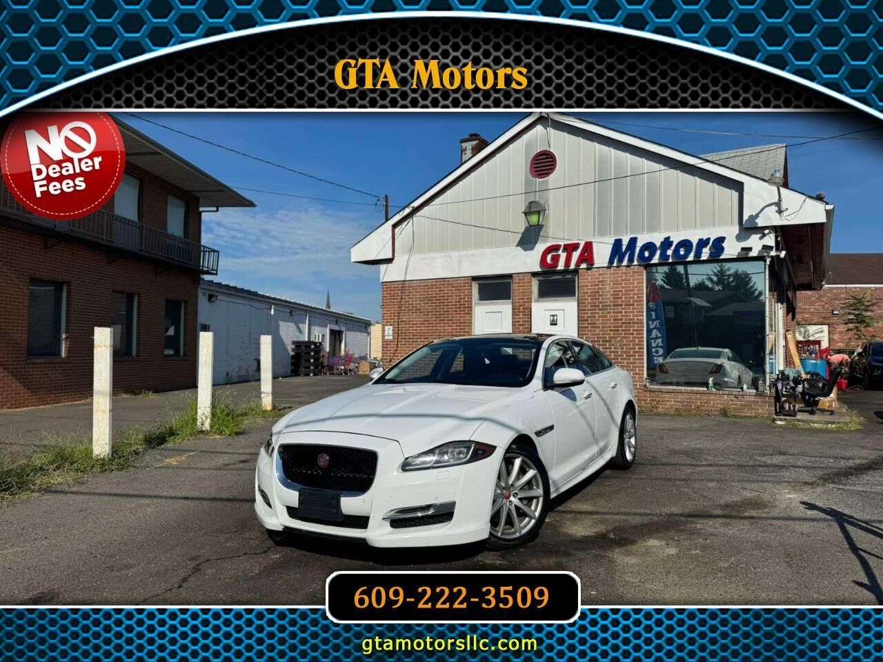 2017 JAGUAR XJ