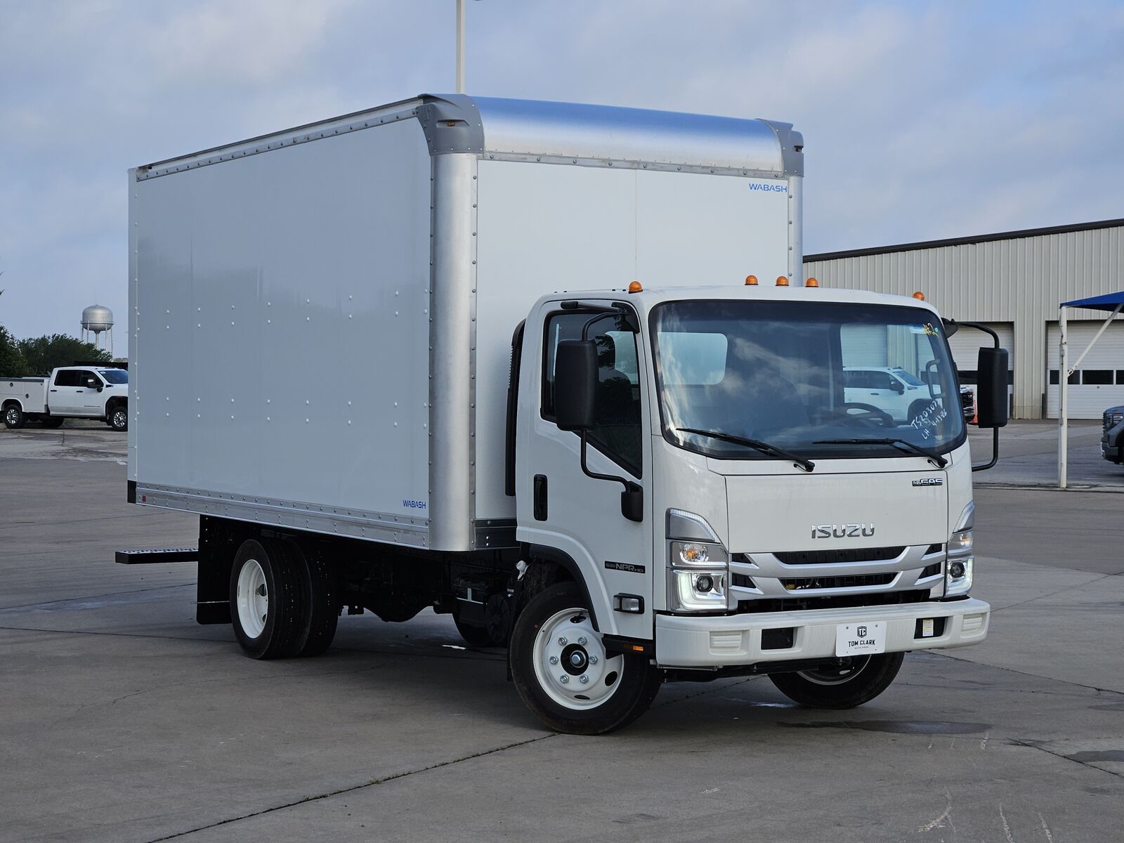 2026 ISUZU NPR/NPR-HD