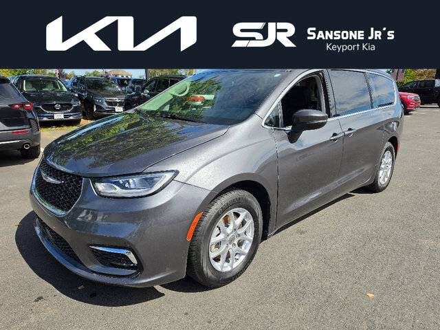 2023 CHRYSLER Pacifica