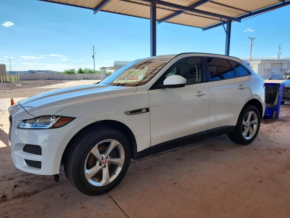2017 JAGUAR F-Pace