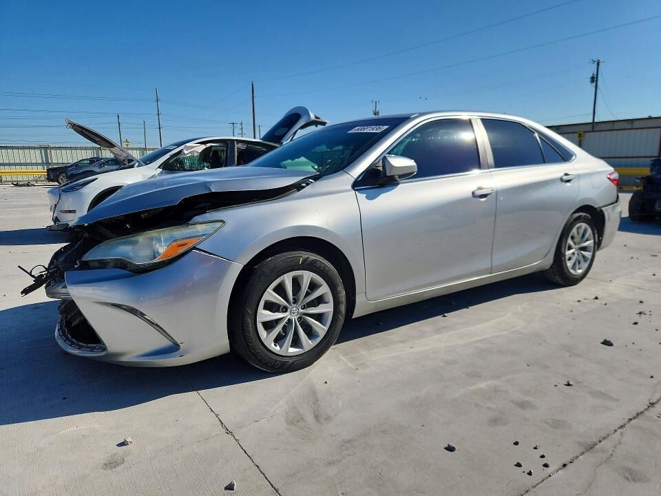 2017 TOYOTA Camry
