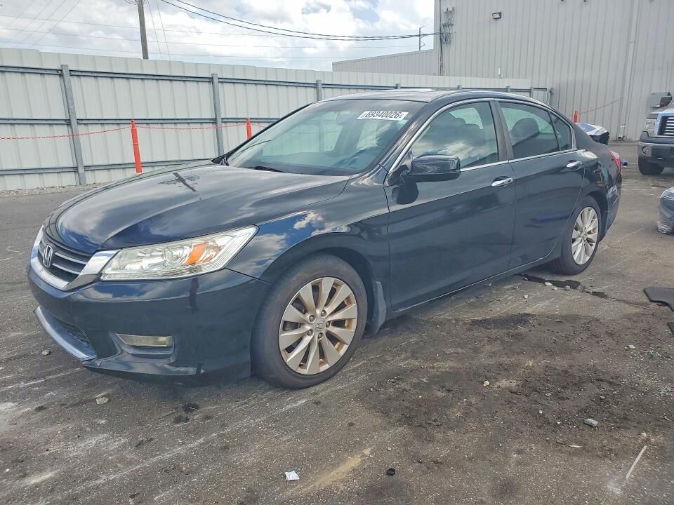 2013 HONDA Accord