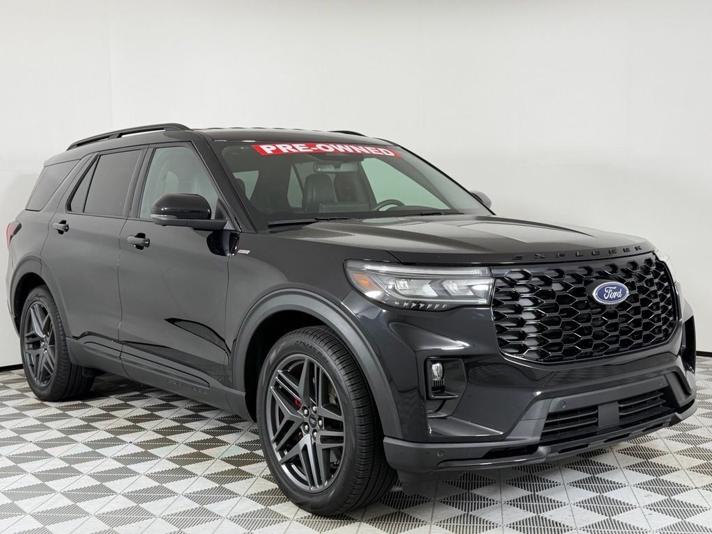2025 FORD Explorer