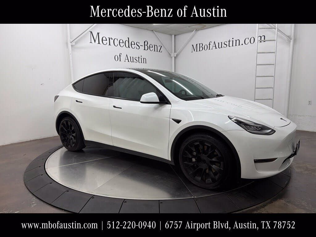 2020 TESLA Model Y