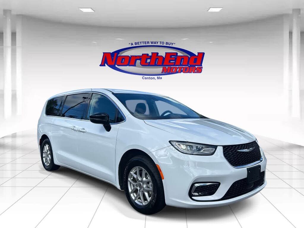 2024 CHRYSLER Pacifica