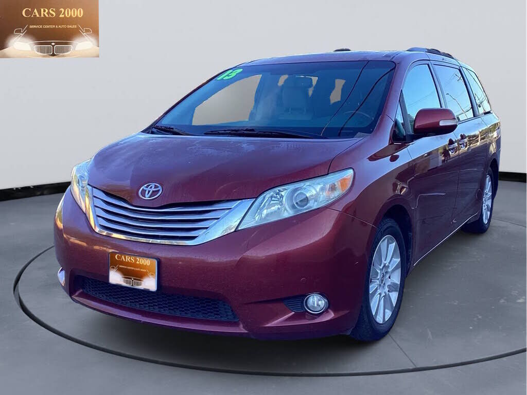 2013 TOYOTA Sienna