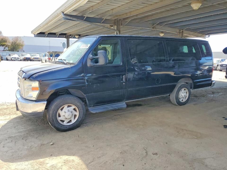 2012 FORD E-350