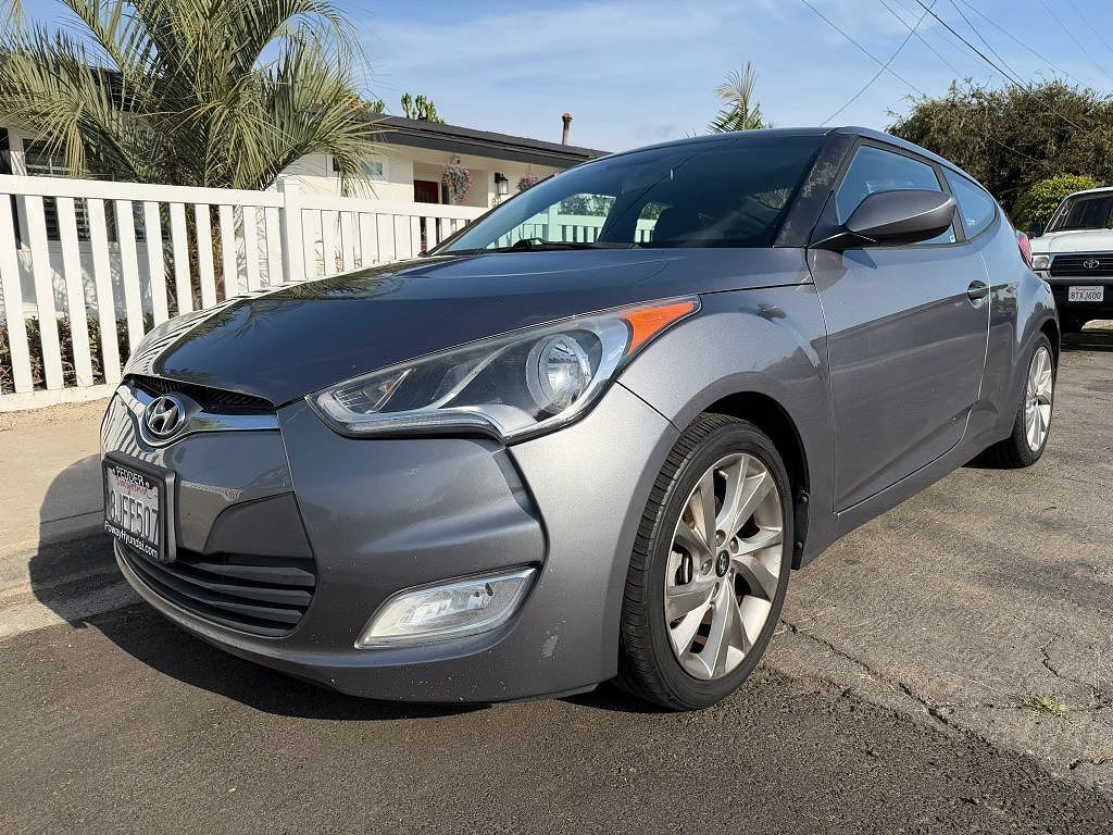 2017 HYUNDAI Veloster
