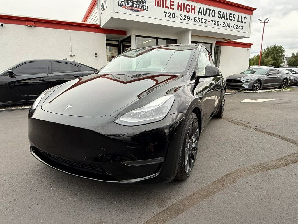 2022 TESLA Model Y