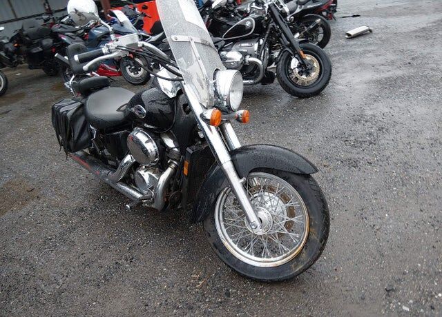 2002 HONDA VT750