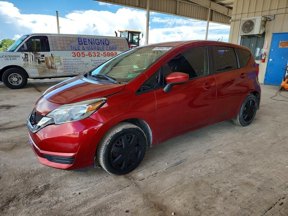 2017 NISSAN Versa