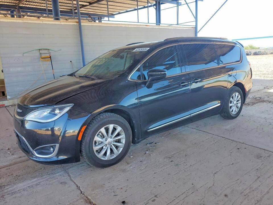 2019 CHRYSLER Pacifica