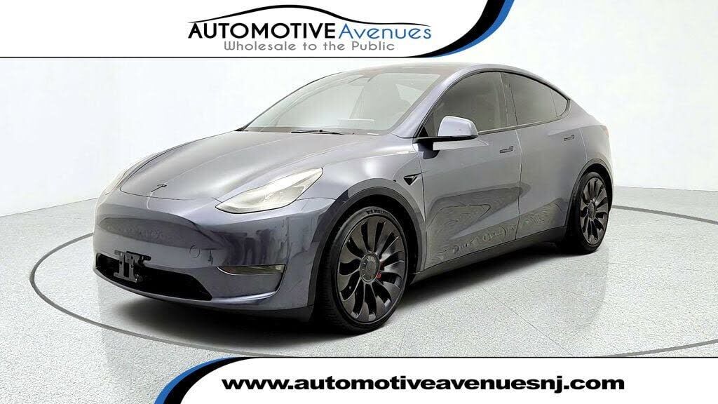 2023 TESLA Model Y