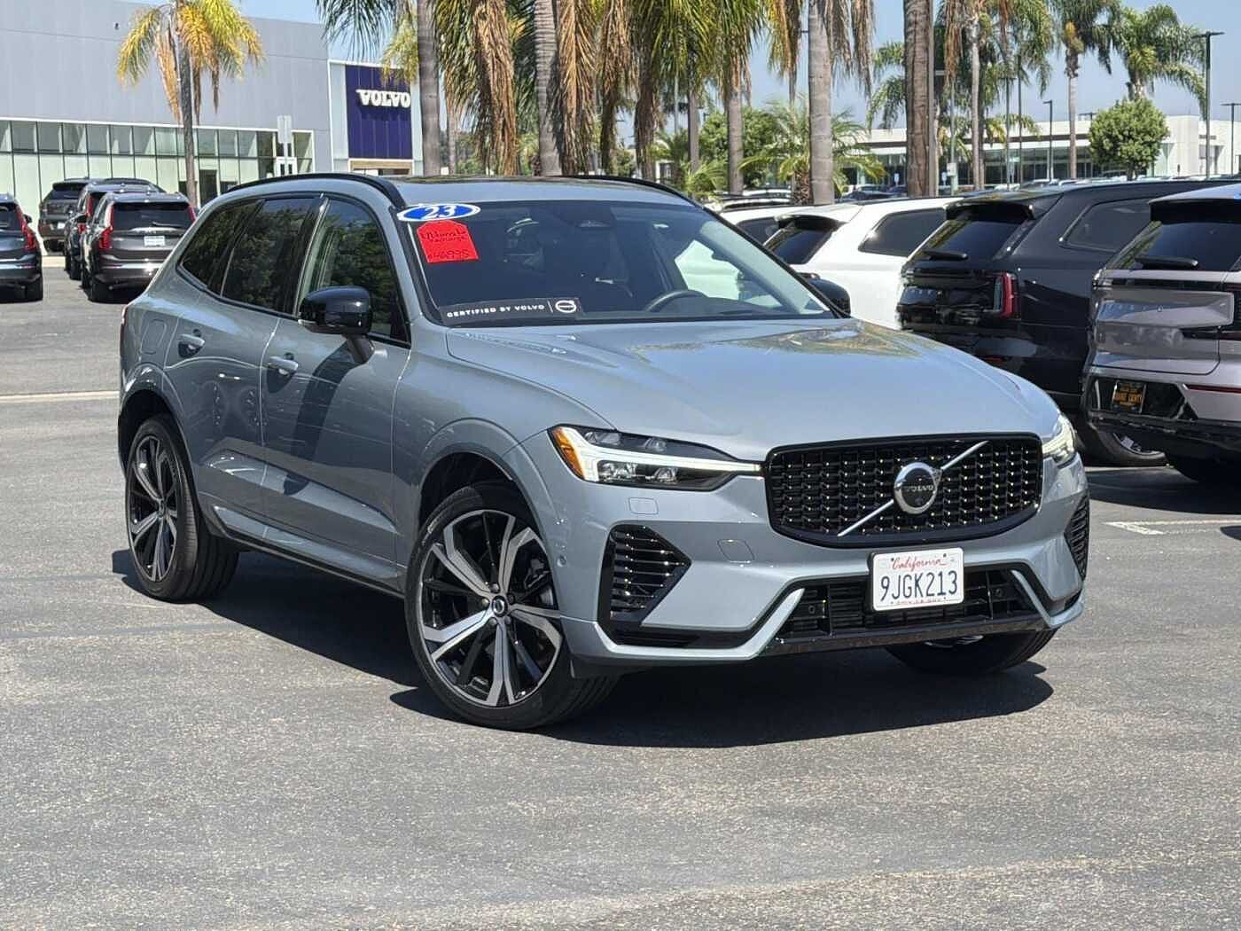 2023 VOLVO XC60