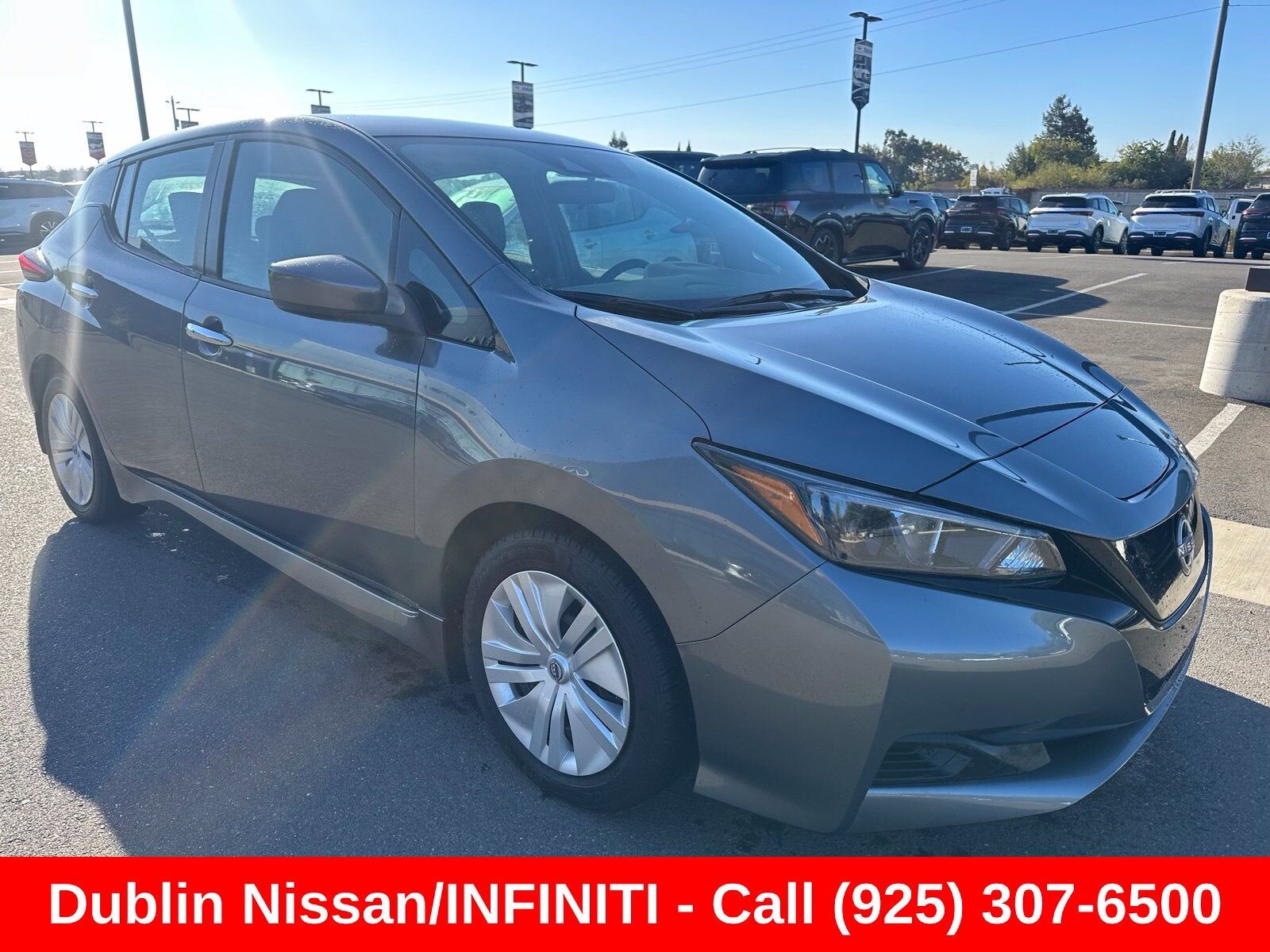2025 NISSAN Leaf