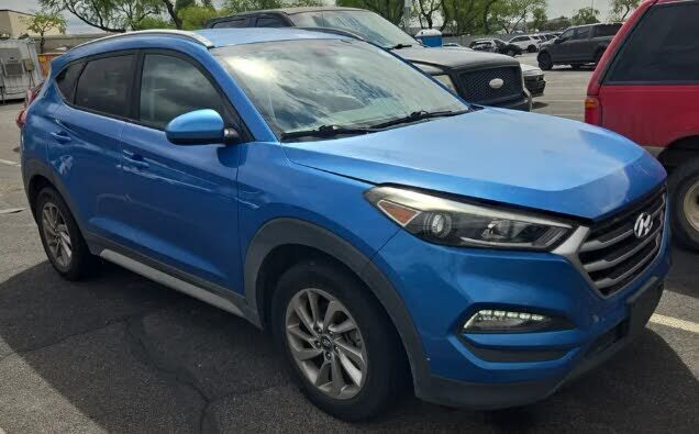 2017 HYUNDAI Tucson