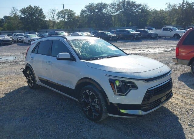 2023 KIA Niro