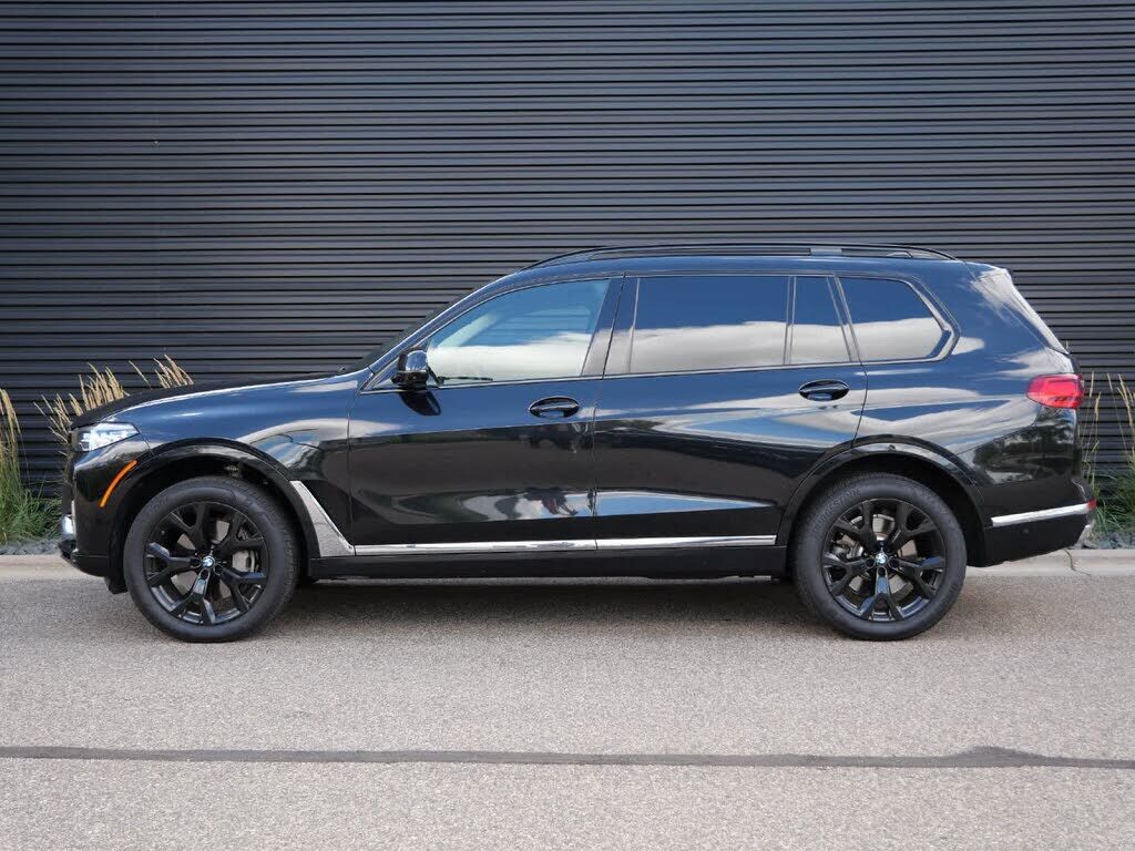 2021 BMW X7