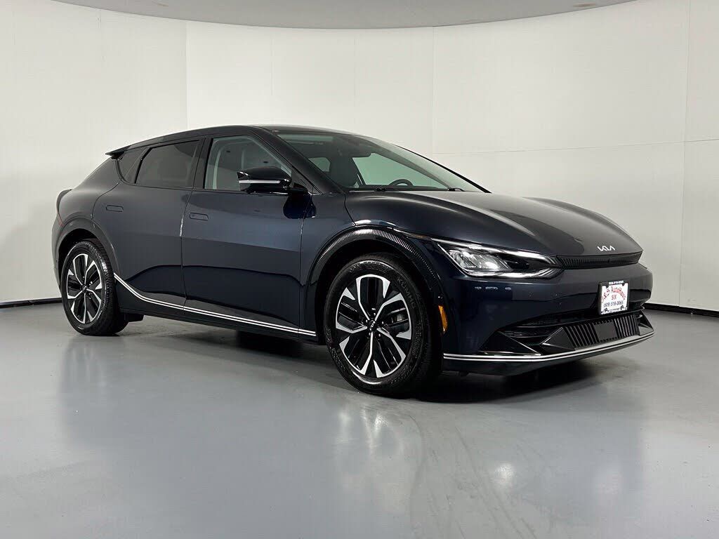 2023 KIA EV6