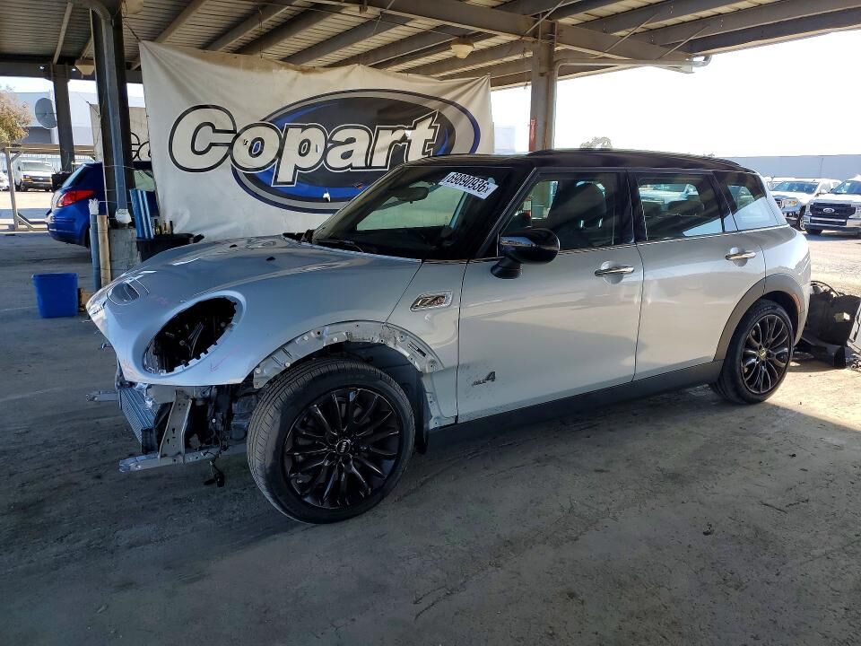 2022 MINI Clubman