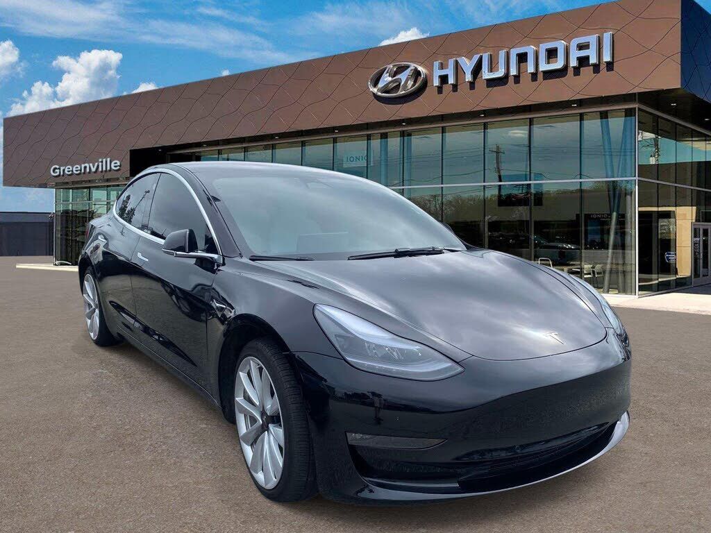 2019 TESLA Model 3