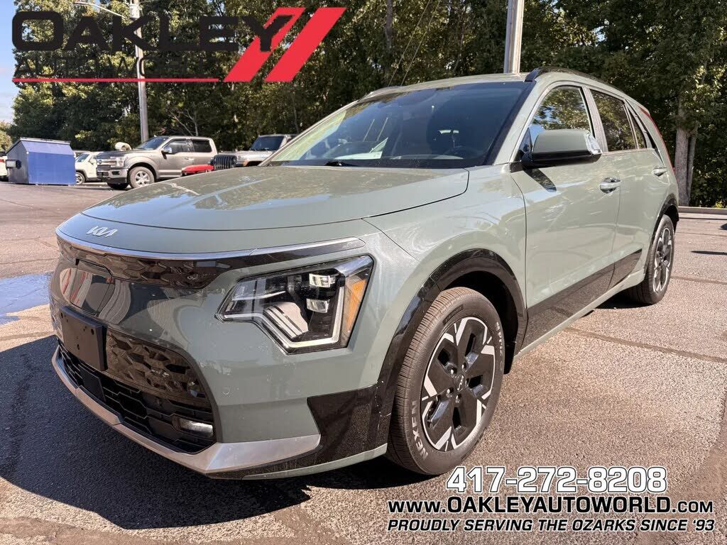 2023 KIA Niro