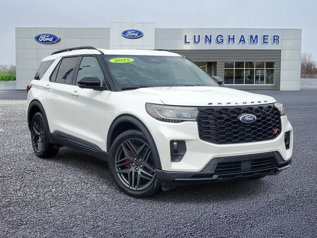 2025 FORD Explorer