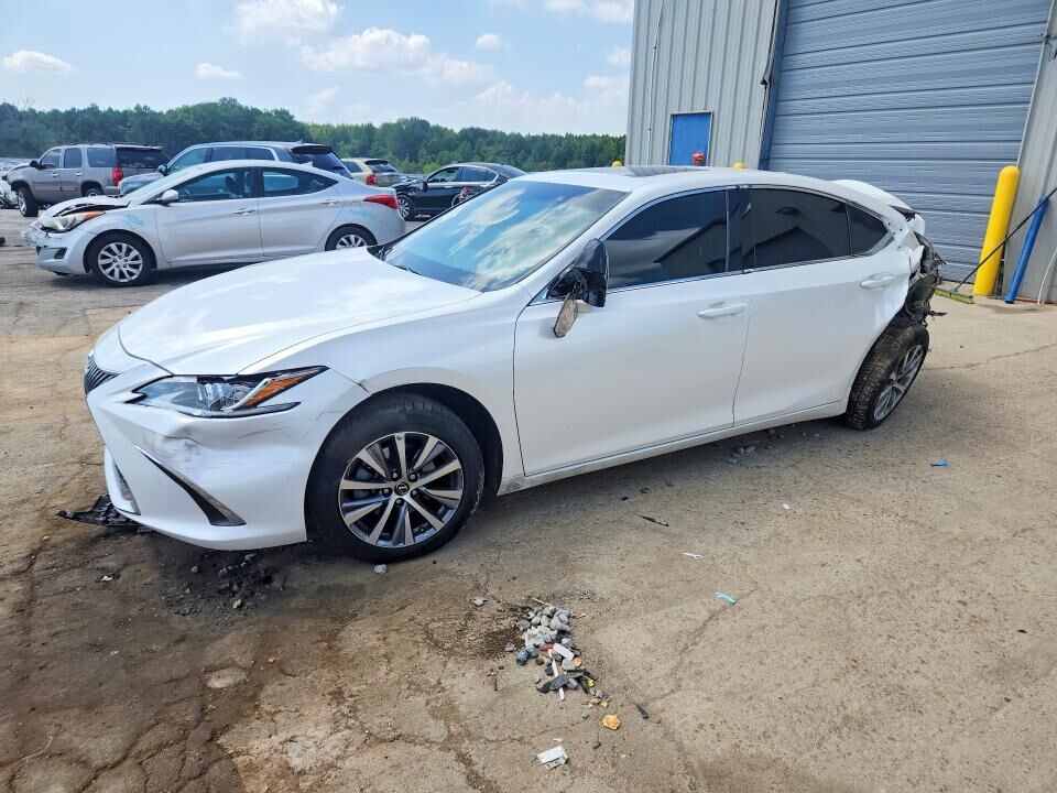2021 LEXUS ES