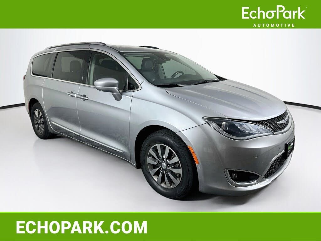 2019 CHRYSLER Pacifica