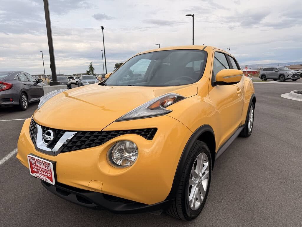2016 NISSAN Juke