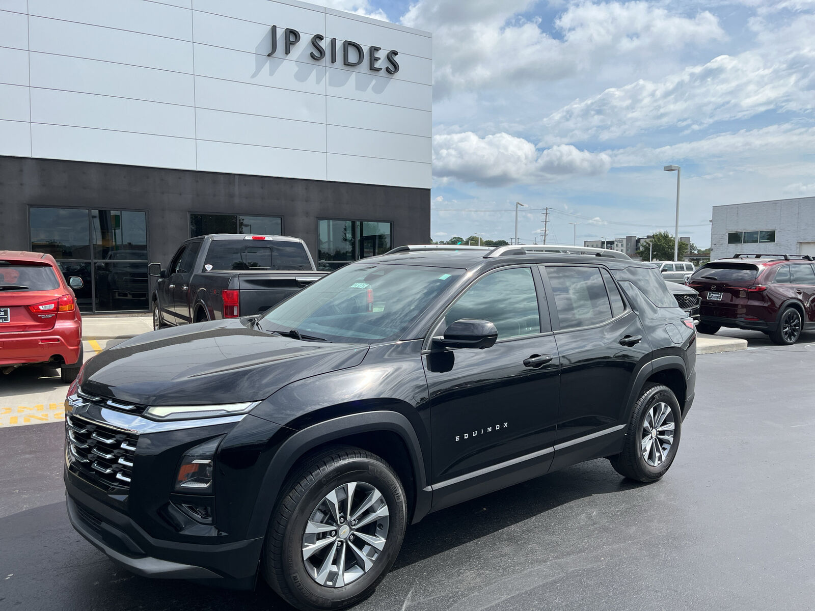 2025 CHEVROLET Equinox