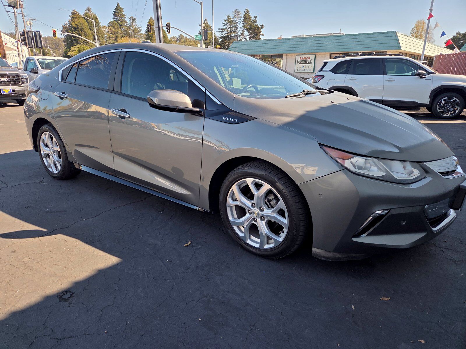 2017 CHEVROLET Volt
