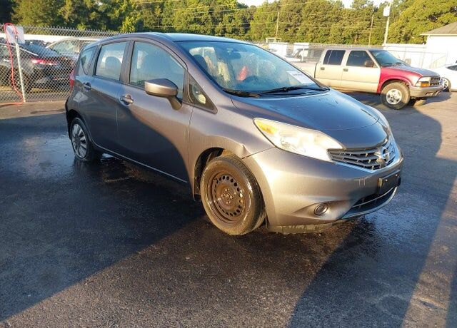 2016 NISSAN Versa
