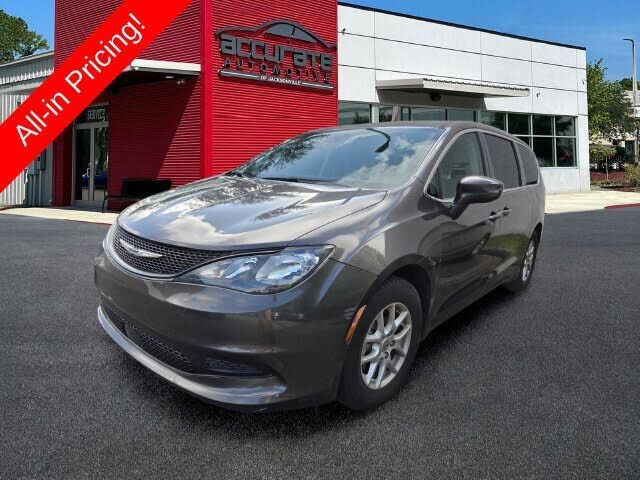 2023 CHRYSLER Voyager