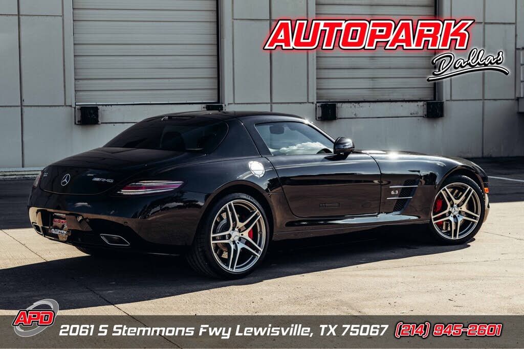 2012 MERCEDES-BENZ SLS-Class